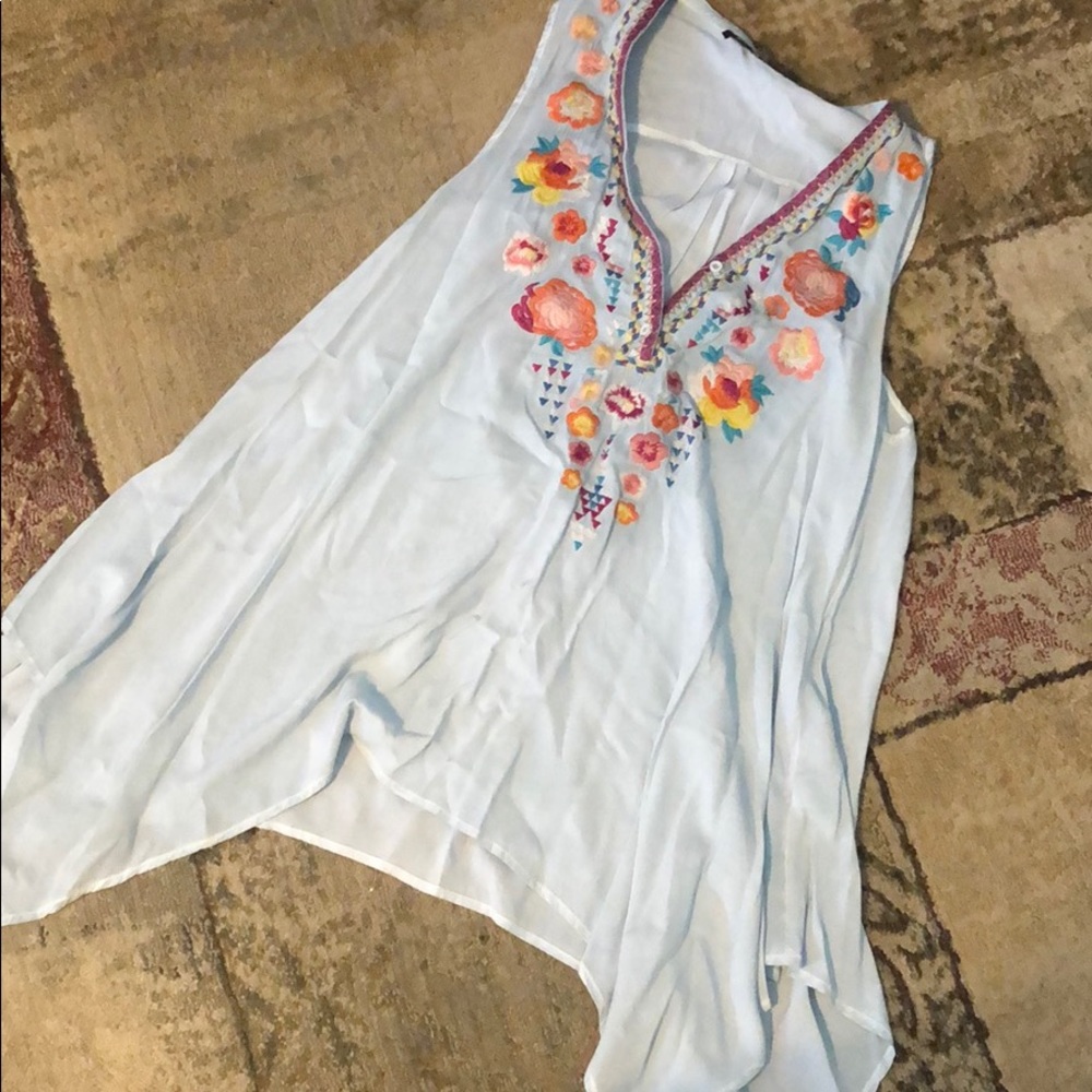 Flower embroidered top